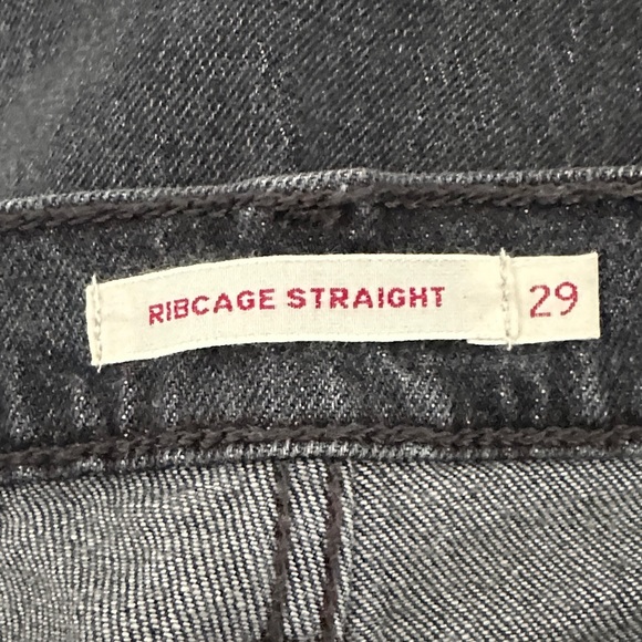 Levi's Ribcage Straight Black Jeans - Picture 4 of 5